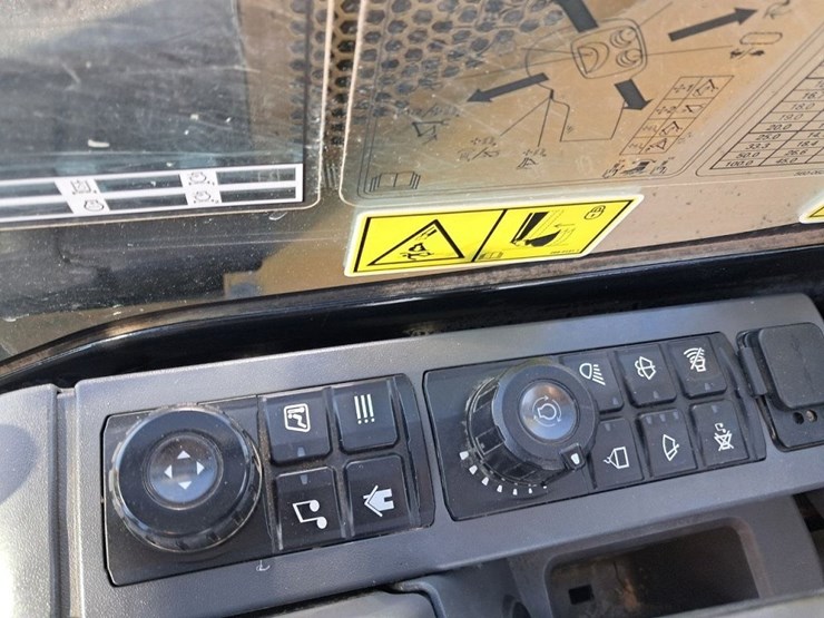 caterpillar-306-cr-image-20