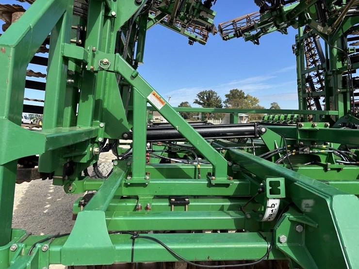 great-plains-4000tm-image-14