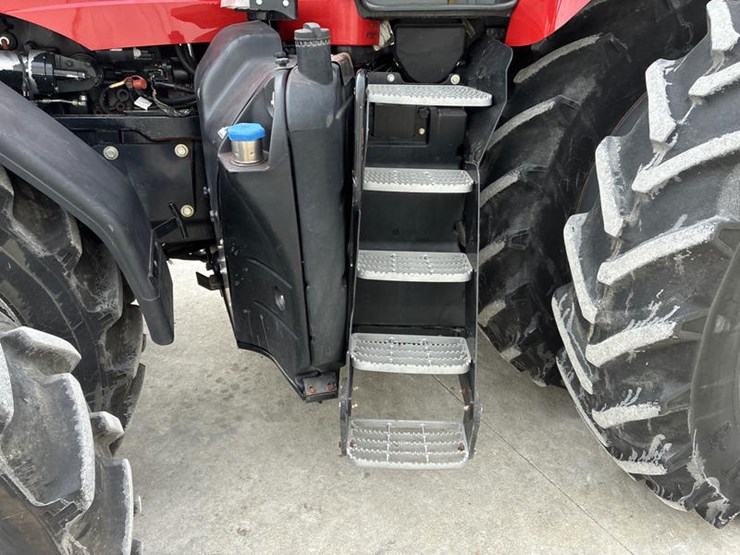 case-ih-magnum-315-image-31