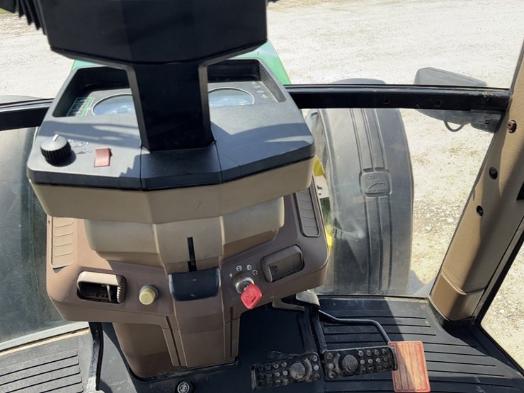 john-deere-7800-image-40