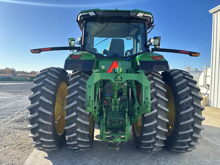 john-deere-8r-370-image-7