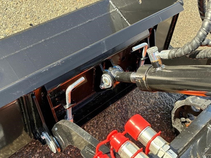 2025-mms-36c-skid-steer-track-loader-image-6