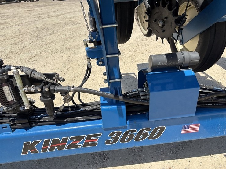 kinze-3660-image-53