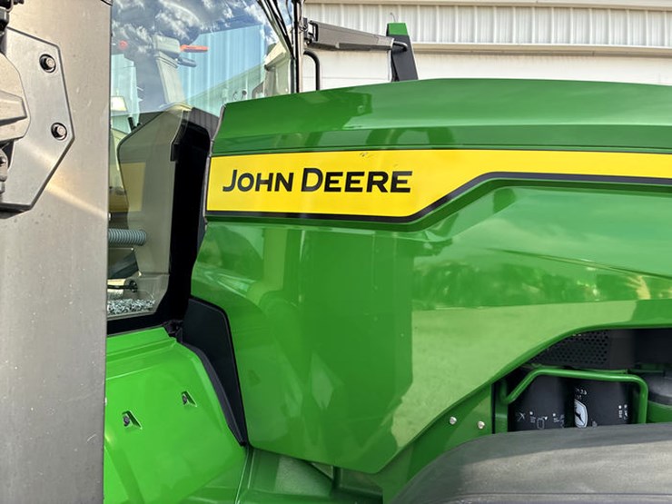 john-deere-8r-370-image-15