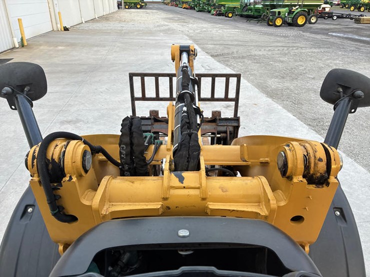 caterpillar-906m-image-62