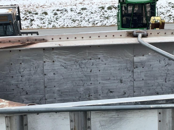 peerless-walking-floor-trailer-image-22