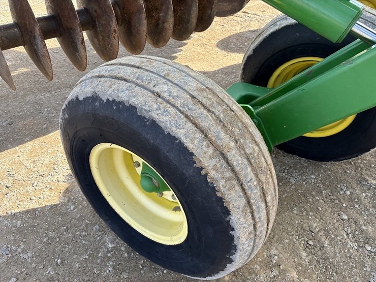 john-deere-637-image-17