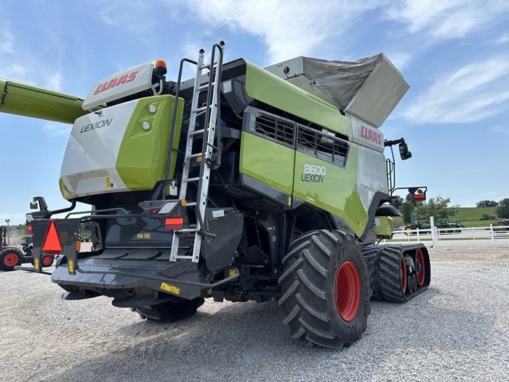 claas-lexion-8600tt-image-7