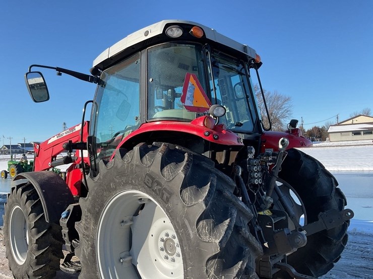 massey-ferguson-5613-image-17