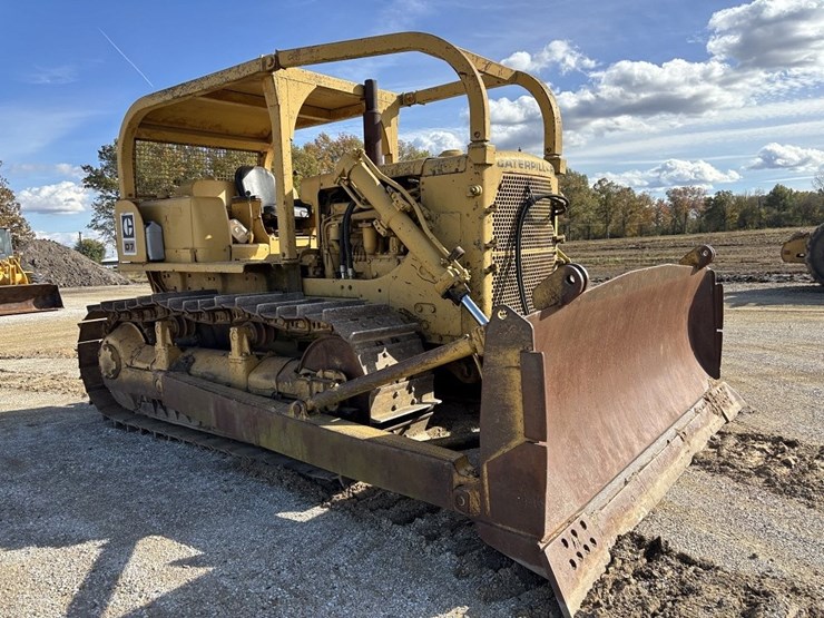 caterpillar-d7-image-7