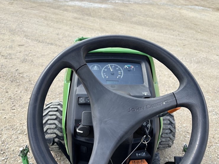john-deere-1025r-image-39