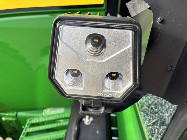 john-deere-8r-370-image-71