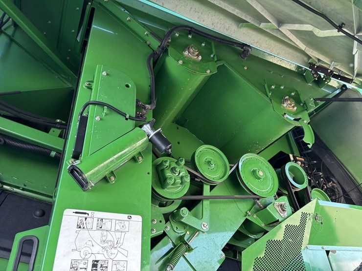 john-deere-s670-image-21