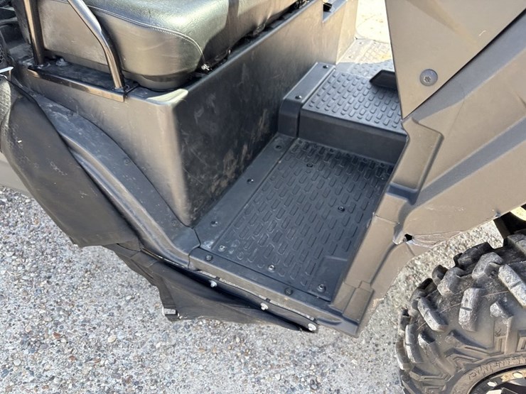 john-deere-gator-image-16