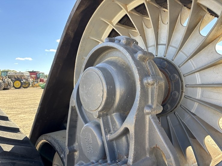 camso-agco-fendt-combine-tracks-image-9