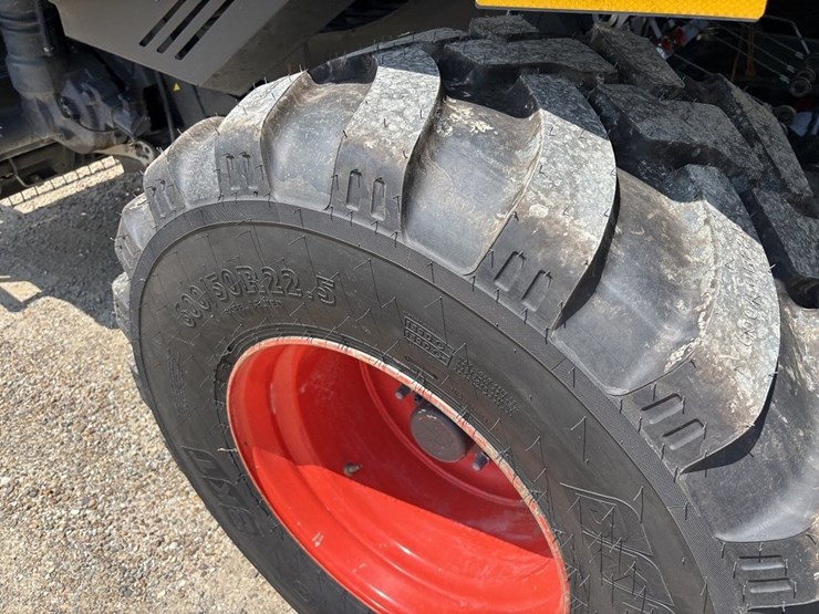 2018-claas-quandrant-5300rf-large-square-baler-image-39