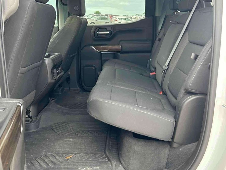 2021-chevrolet-silverado-1500-image-22