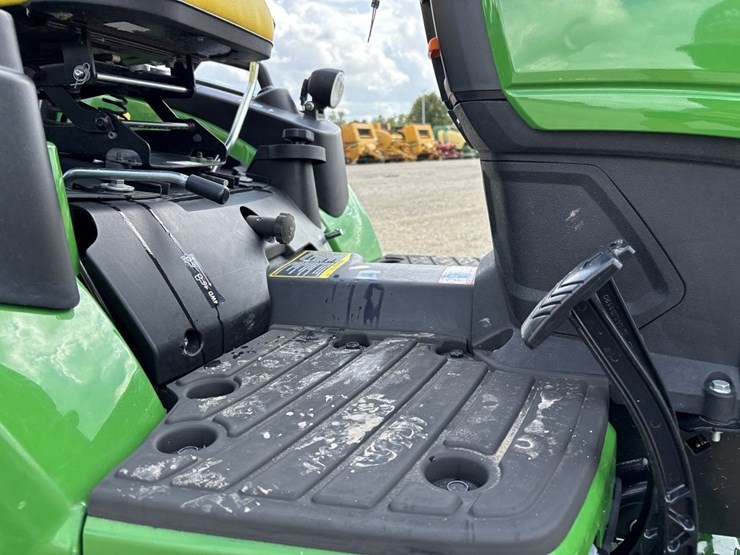 john-deere-1025r-image-20