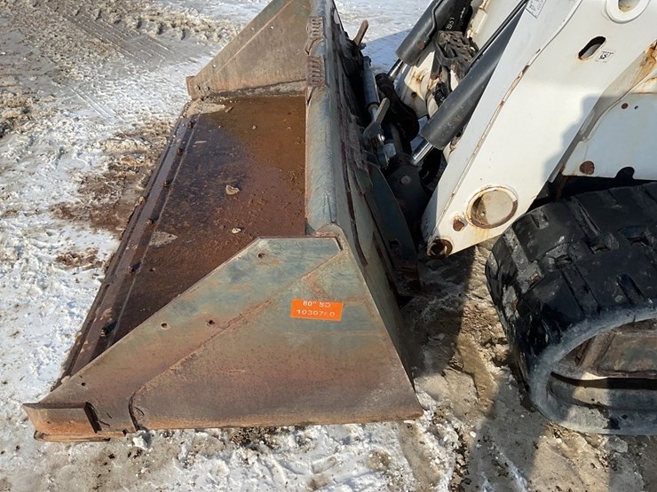 2022-bobcat-t770-image-17