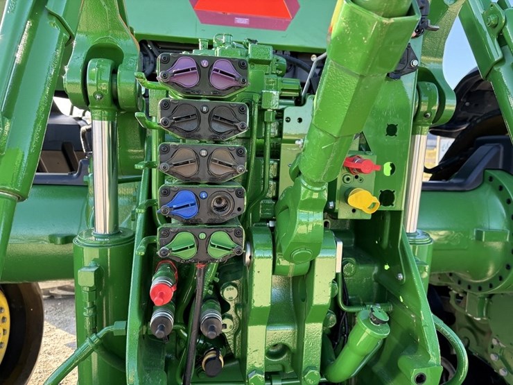 john-deere-8rx-410-image-34