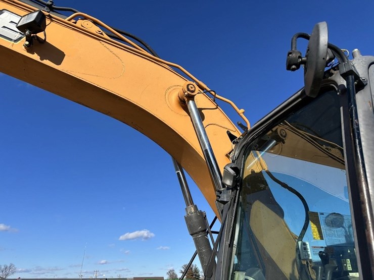 2014-case-cx130-image-28