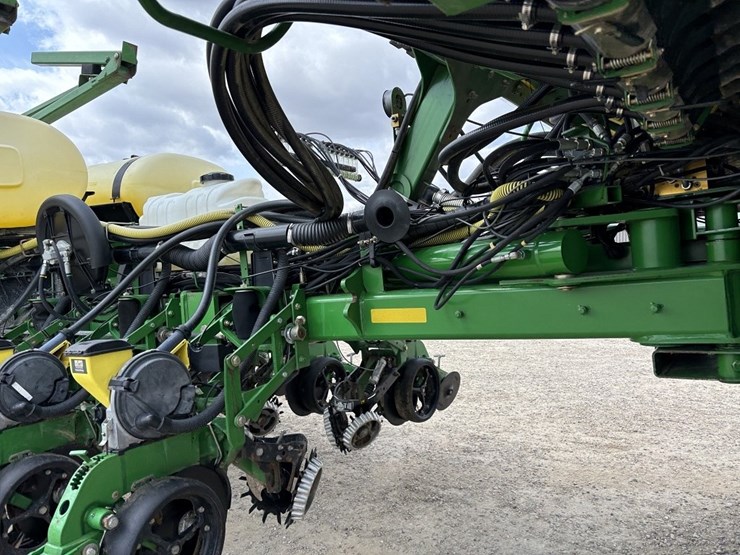 john-deere-1770nt-image-53