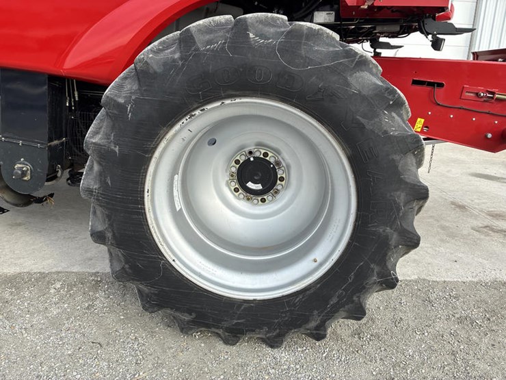 case-ih-7230-image-30