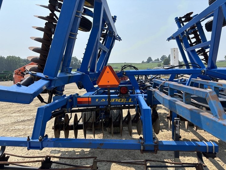 landoll-7431-33-image-37