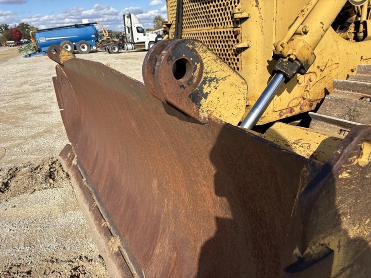 caterpillar-d7-image-35