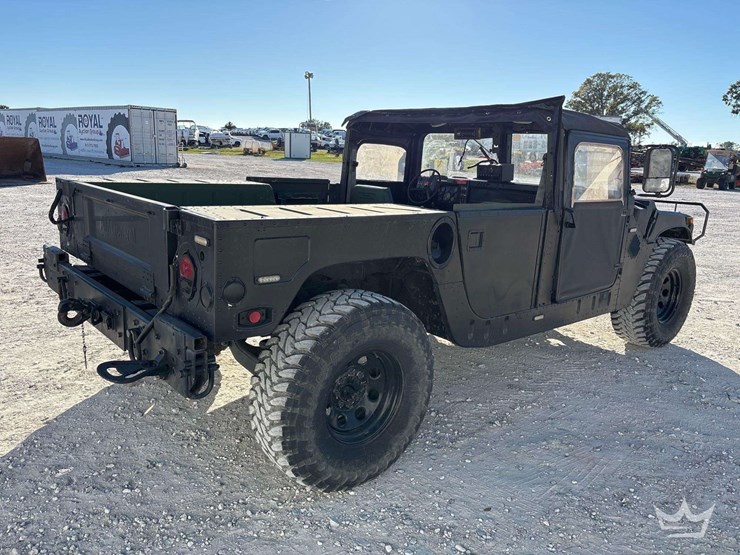 1992-am-general-m998-image-3