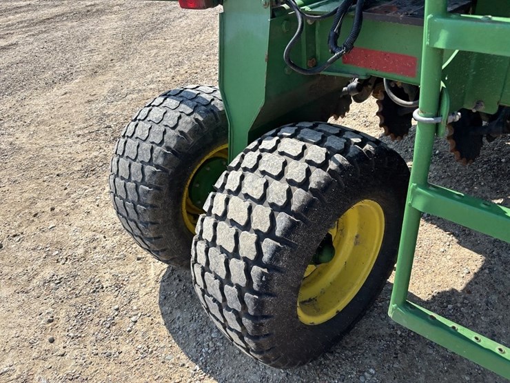 john-deere-1990-image-36