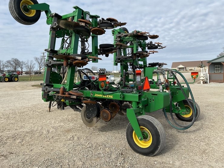 john-deere-2510h-image-6