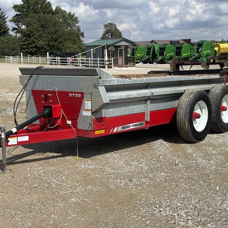 MASSEY-FERGUSON 3732