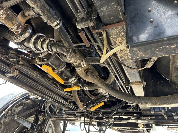 case-ih-3230-image-25