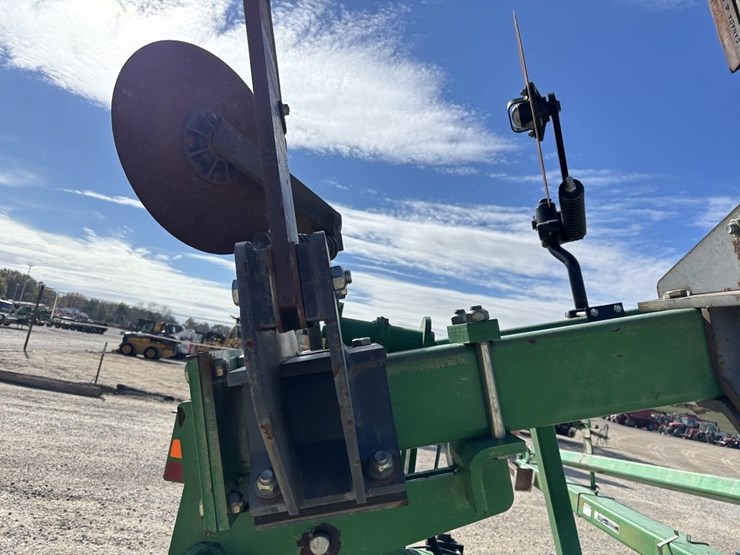 john-deere-2100-image-29