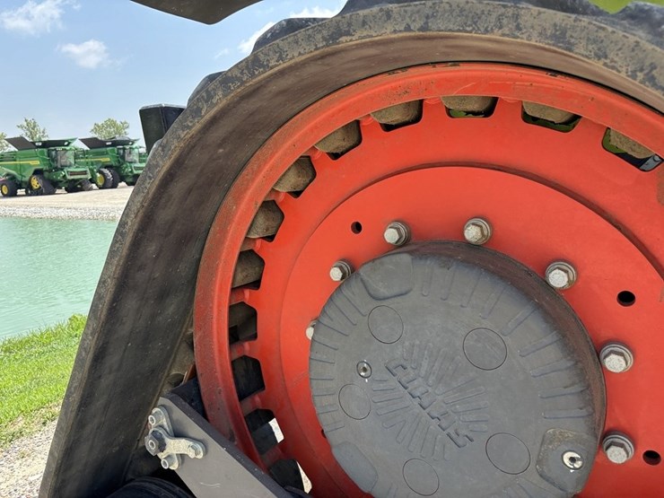 claas-xerion-5000-image-23