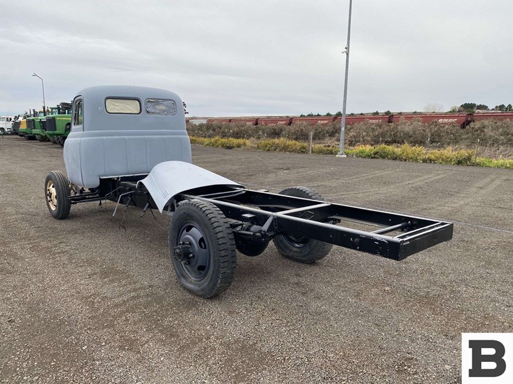 vintage-ford-frame-image-3