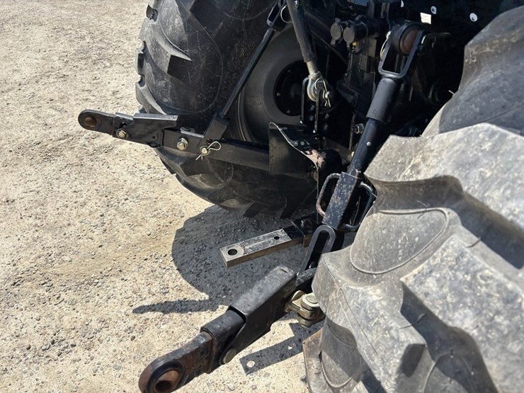 mahindra-2555-image-19