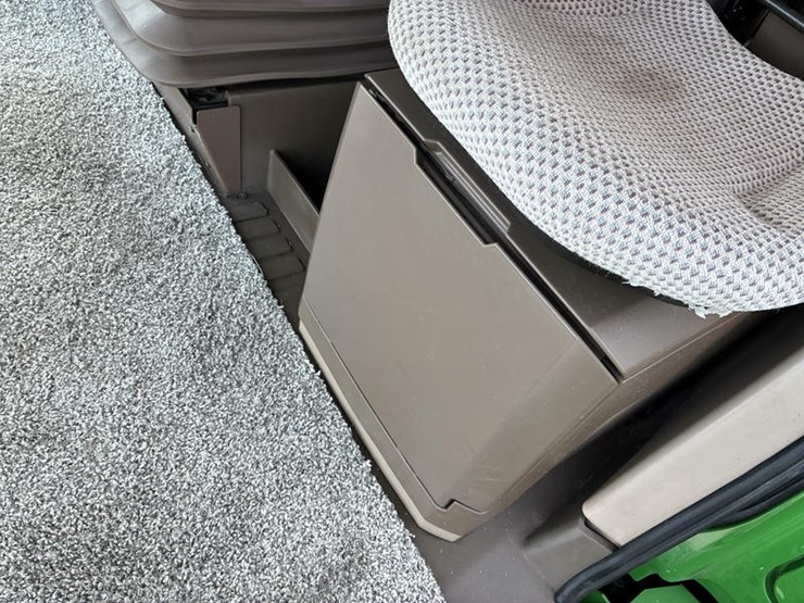 john-deere-s680-image-100