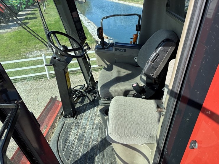 case-ih-6088-image-83