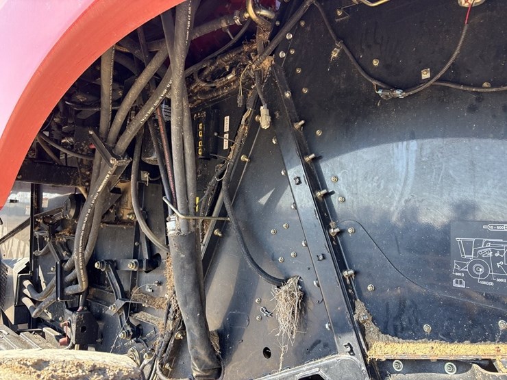 case-ih-6088-image-63