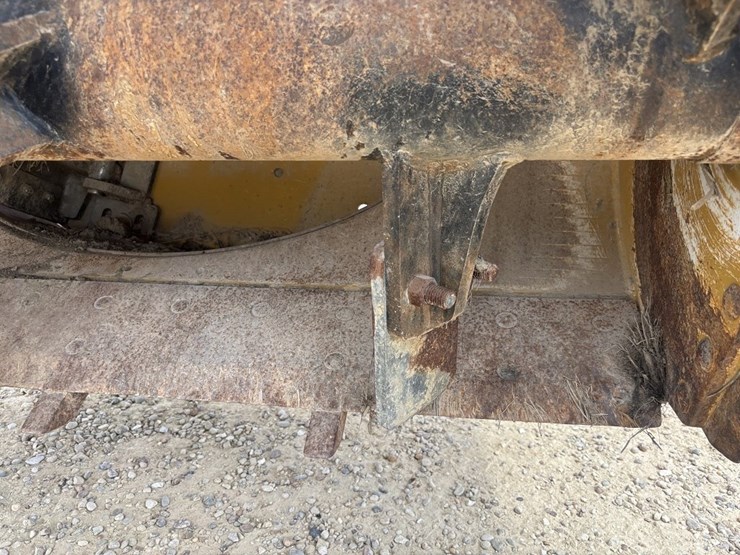 dynamic-wolverine-pull-type-ditcher-image-21