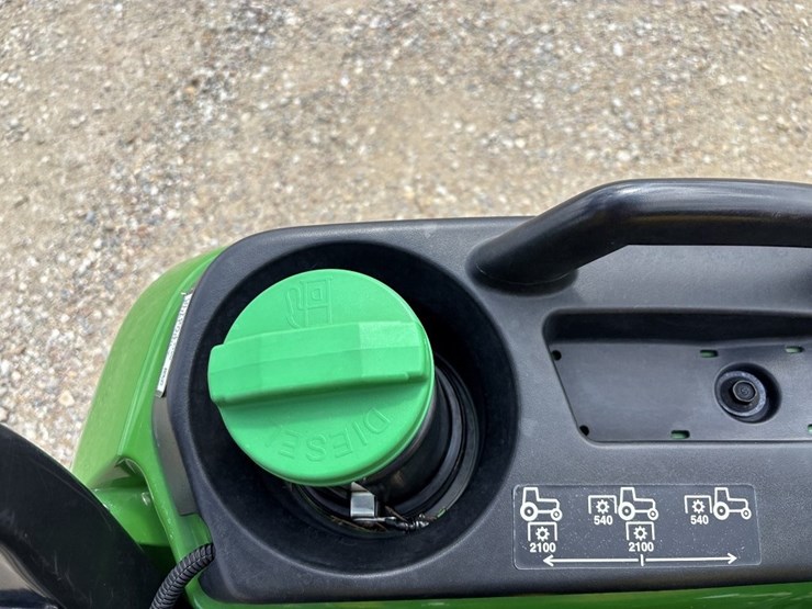 john-deere-1025r-image-44