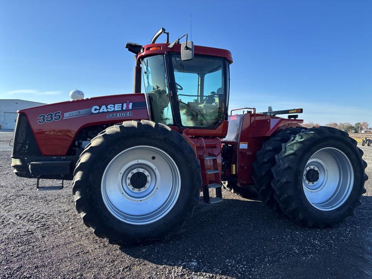 case-ih-steiger-335-image-12