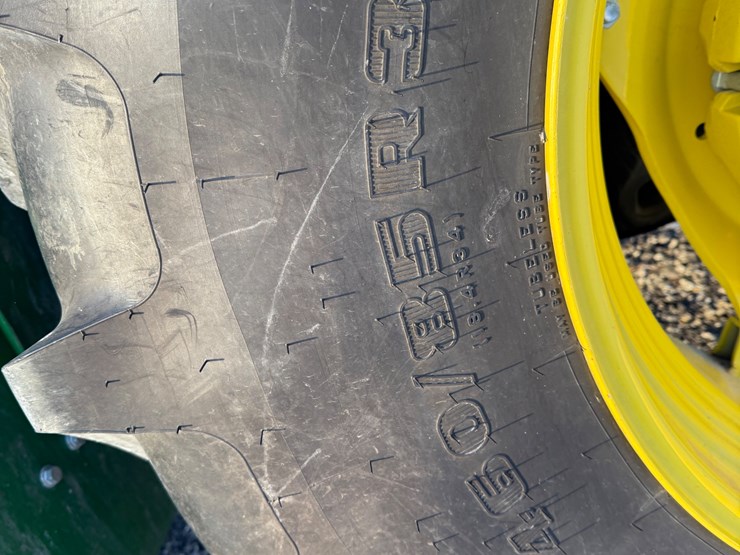 2019-john-deere-r-image-24