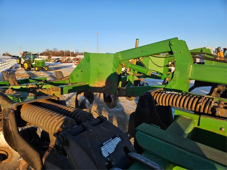 john-deere-2700-image-18