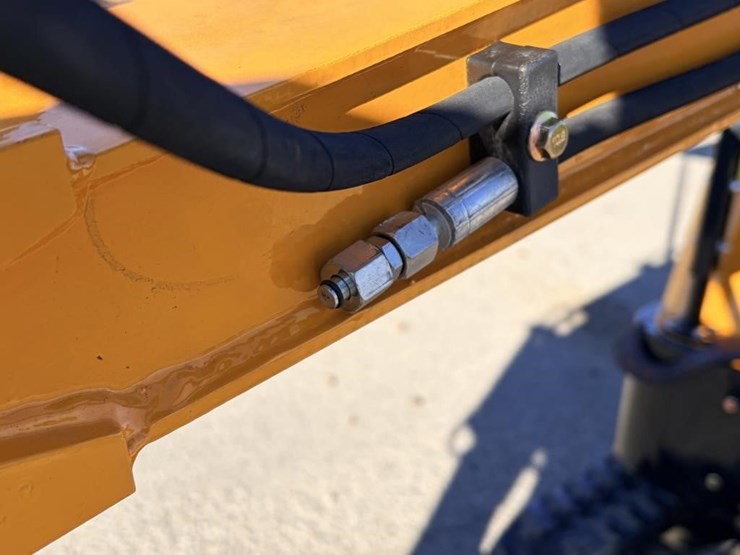 2025-vicsec-vc15-excavator-image-12