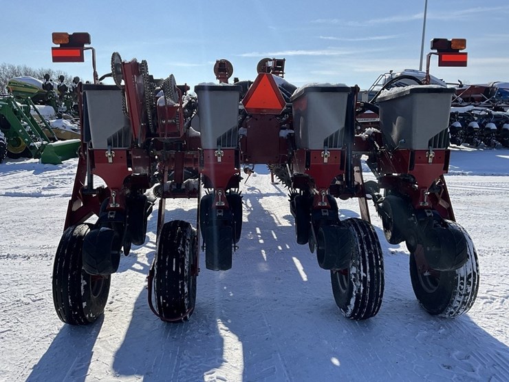 john-deere-6000-image-10