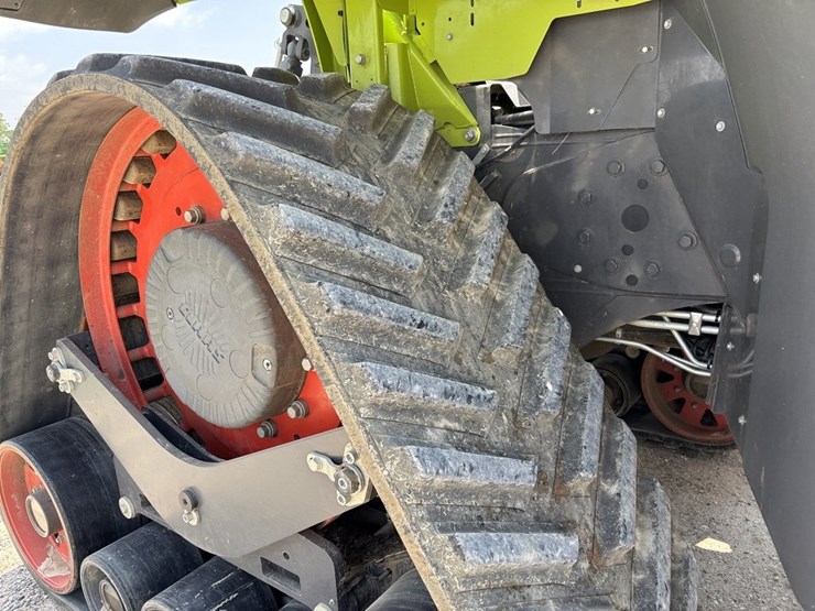 claas-xerion-5000-image-21