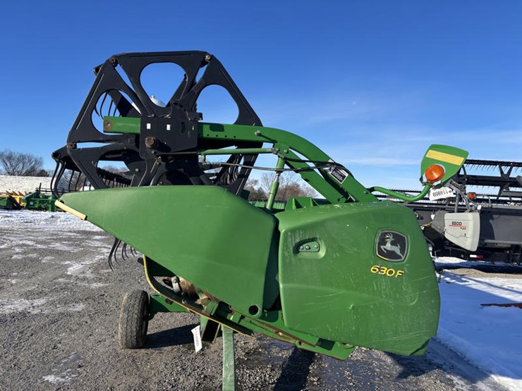 2008-john-deere-630f-image-4